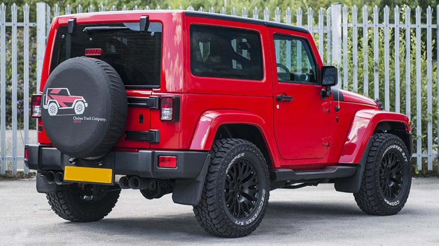 Jeep Wrangler Sahara CJ400 by Project Kahn 2015 года  (фото 10 из 21)
